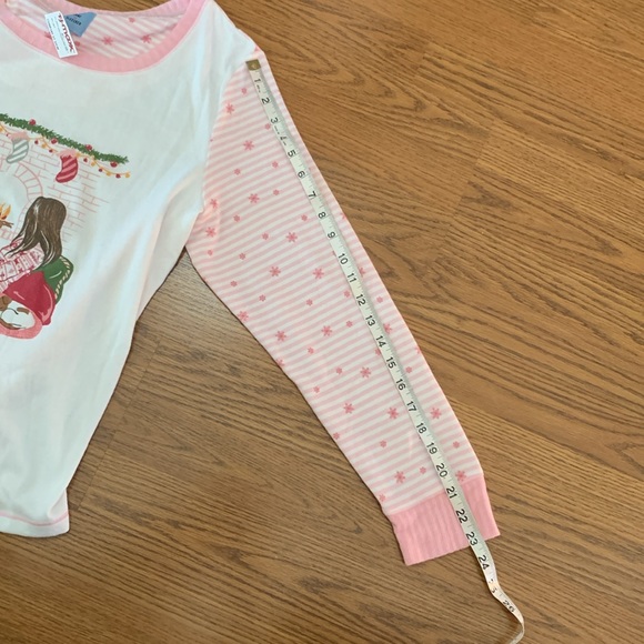 Jane and Bleeker Christmas Pajama Set - Picture 10 of 15